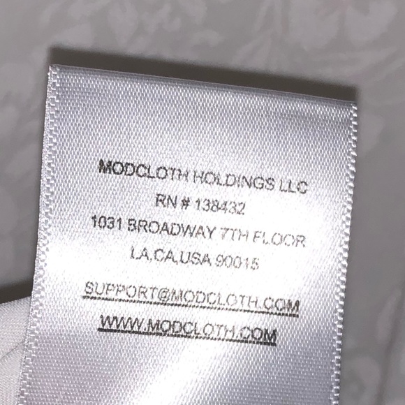 NWT MODCLOTH Just What I Needed Flutter Sleeve Top - Picture 11 of 12